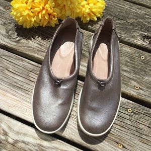 eileen fisher sydney slip on